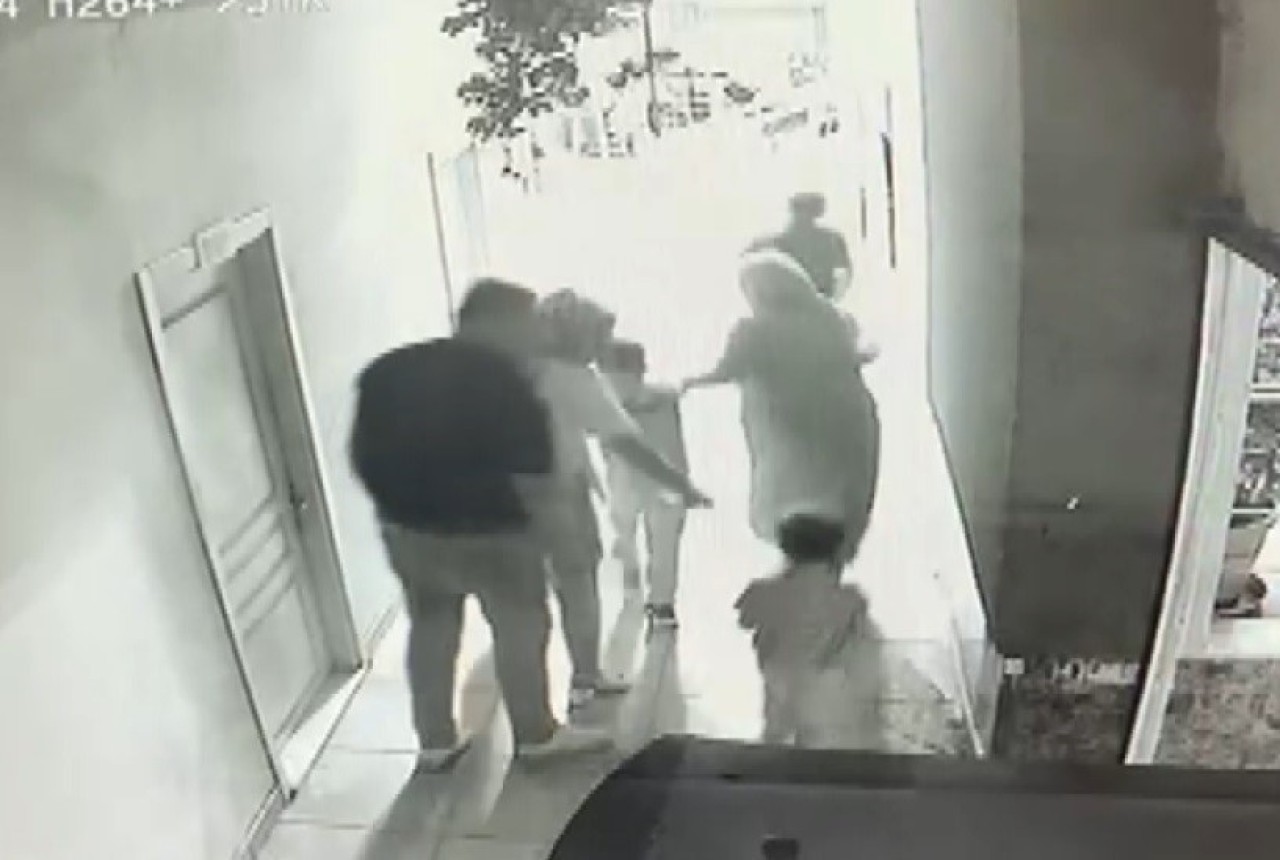 Düğün Salonunda Çocuğunu Yere Fırlatan Baba,  Adli Kontrolle Serbest Bırakıldı