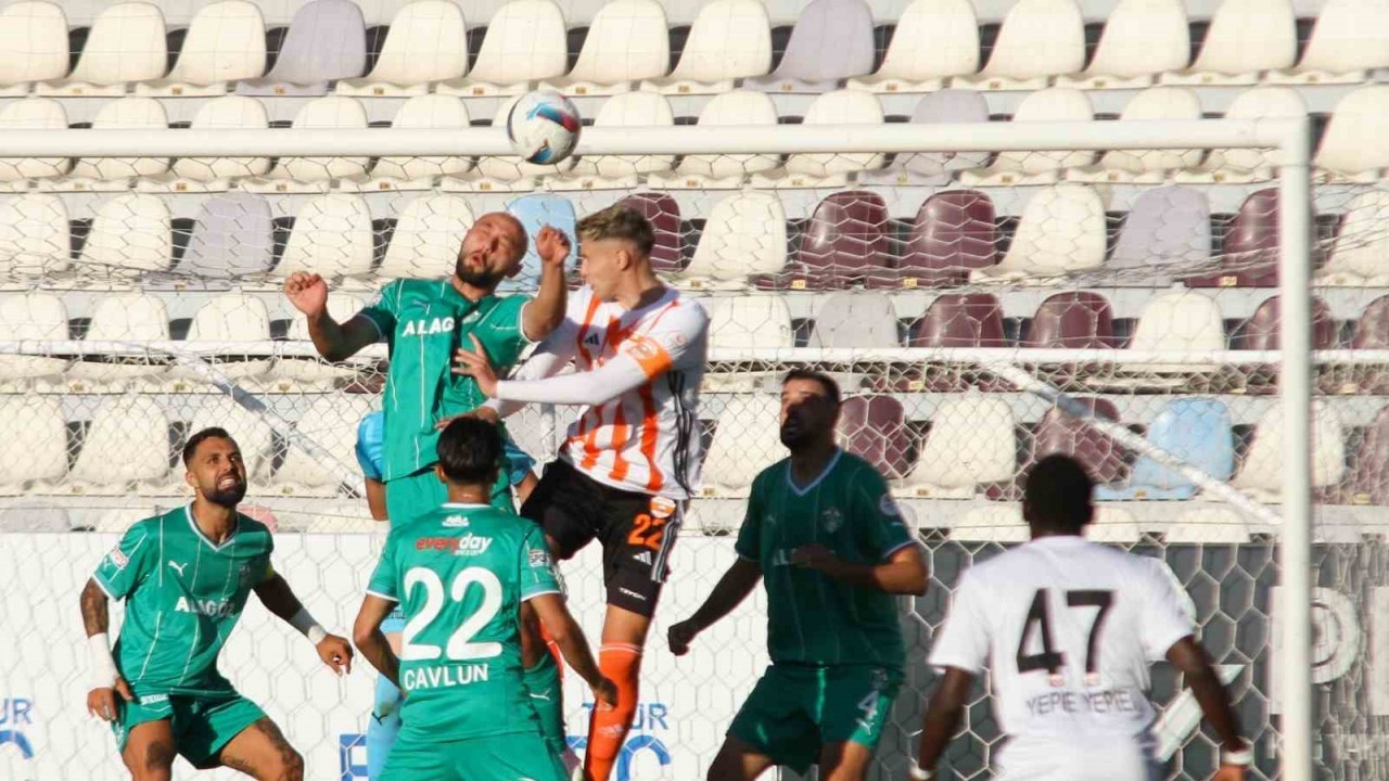 Iğdır FK,  Adanaspor'u 6-1'le Yendi: Maçtan Dakikalar ve Detaylar