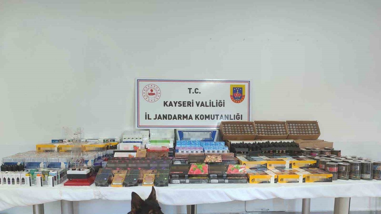 Kayseri’de Jandarma’dan Kaçak Elektronik Sigara ve Sigara Operasyonu
