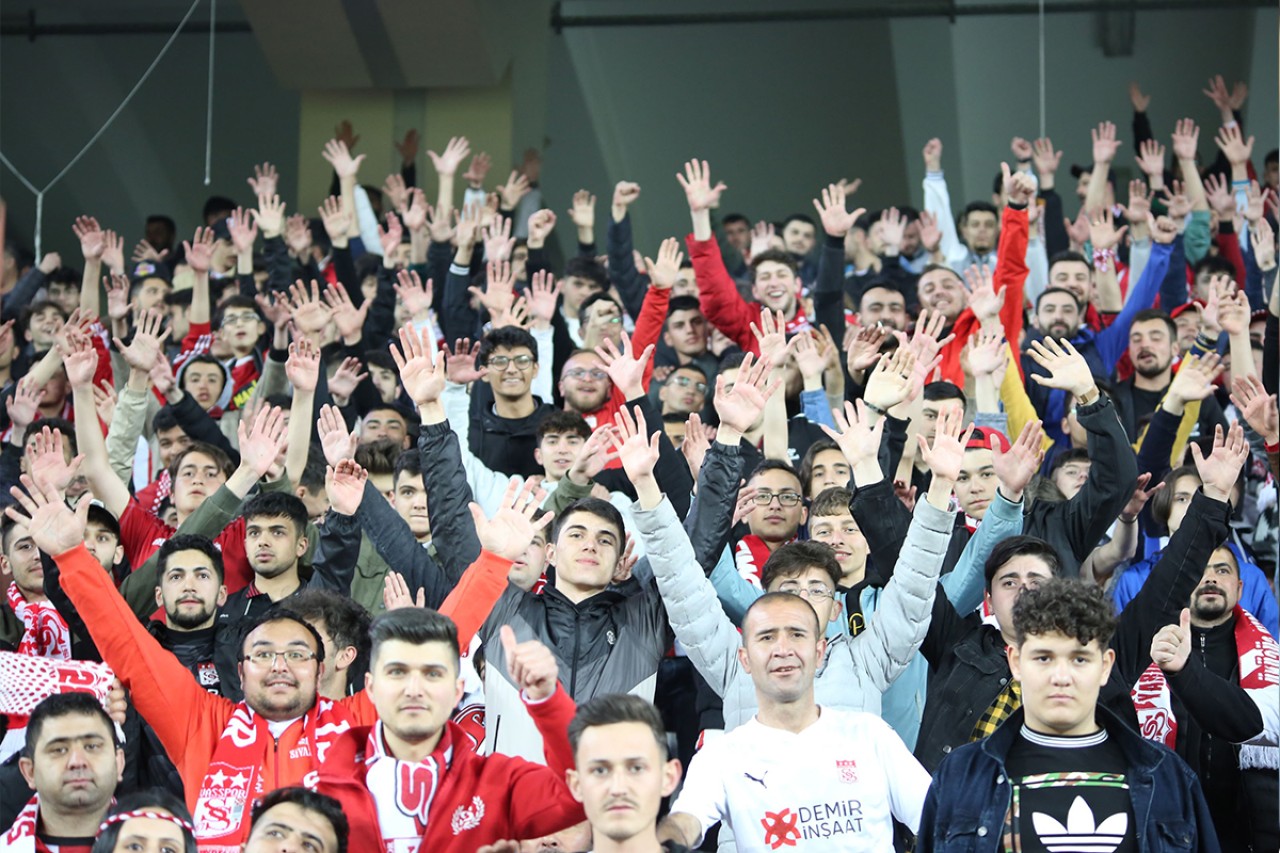 Başakşehir Maçı Biletleri Satışta