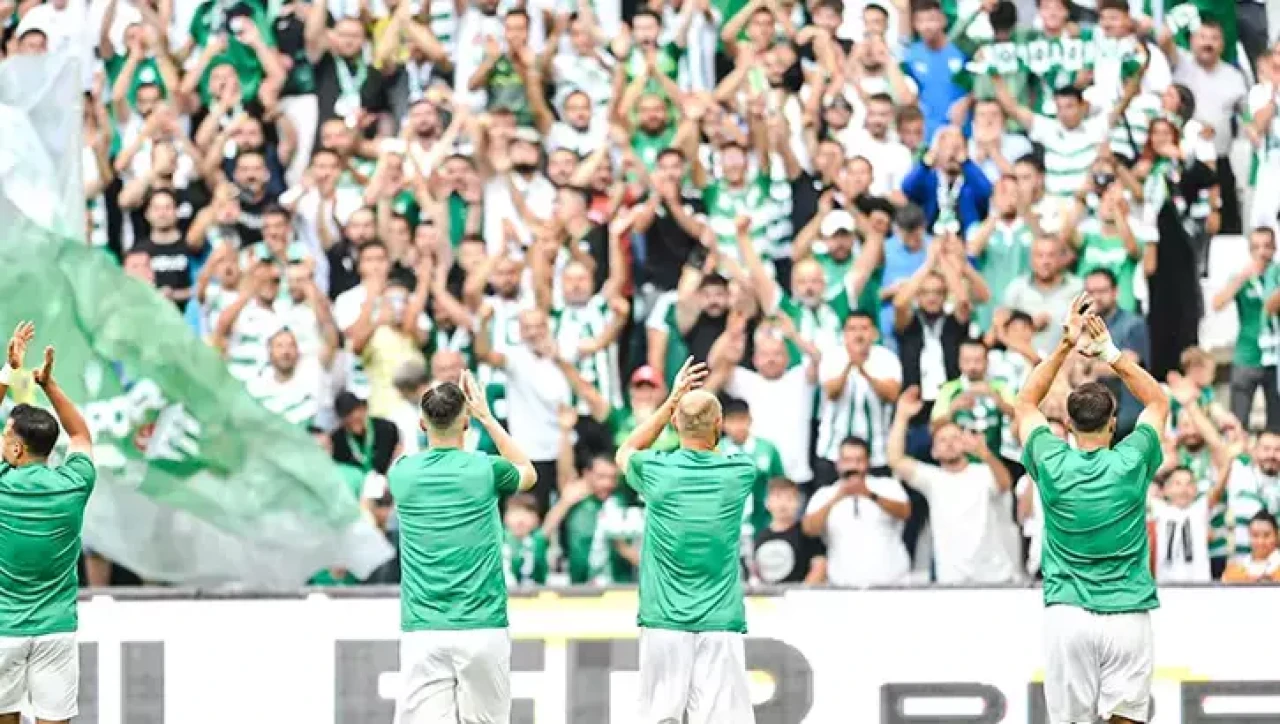 Bursaspor Taraftarından Gövde Gösterisi! TFF 3. Lig’de Seyirci Rekoru Kırıldı