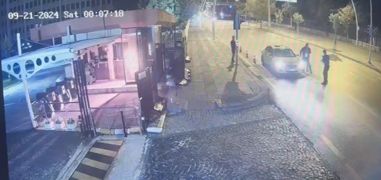 Ankara’da Polis Memurundan Örnek Davranış: Nefes Alamayan Taksi Şoförüne Müdahale Etti