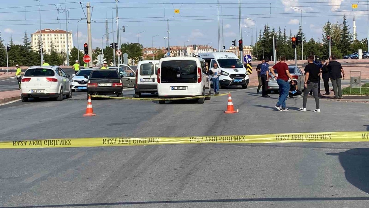 Konya’da Polisler Silahlı Saldırıya Uğradı