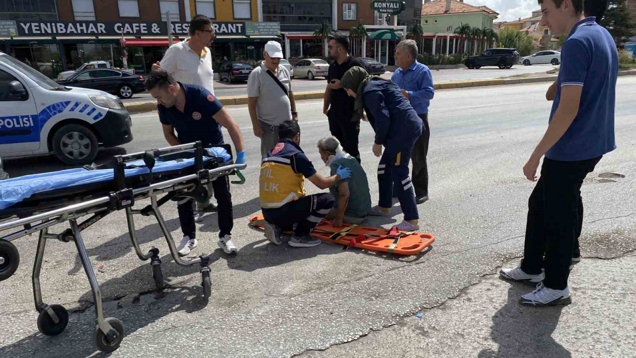 Konya'da Yaya Kamyonet Çarpması Sonucu Yaralandı