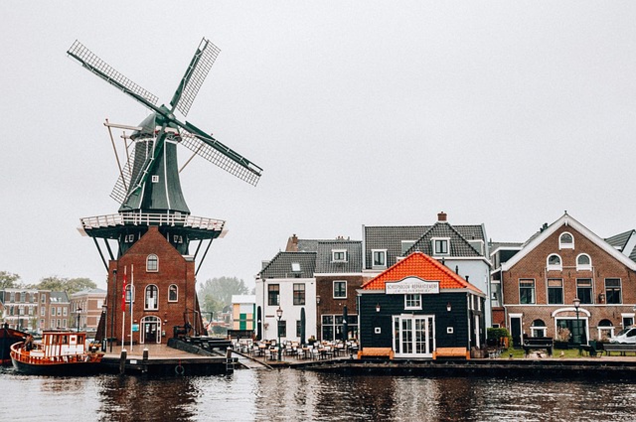 2024 Yılında Hollanda’da Asgari Ücret: Değişiklikler ve Yaşam Maliyeti