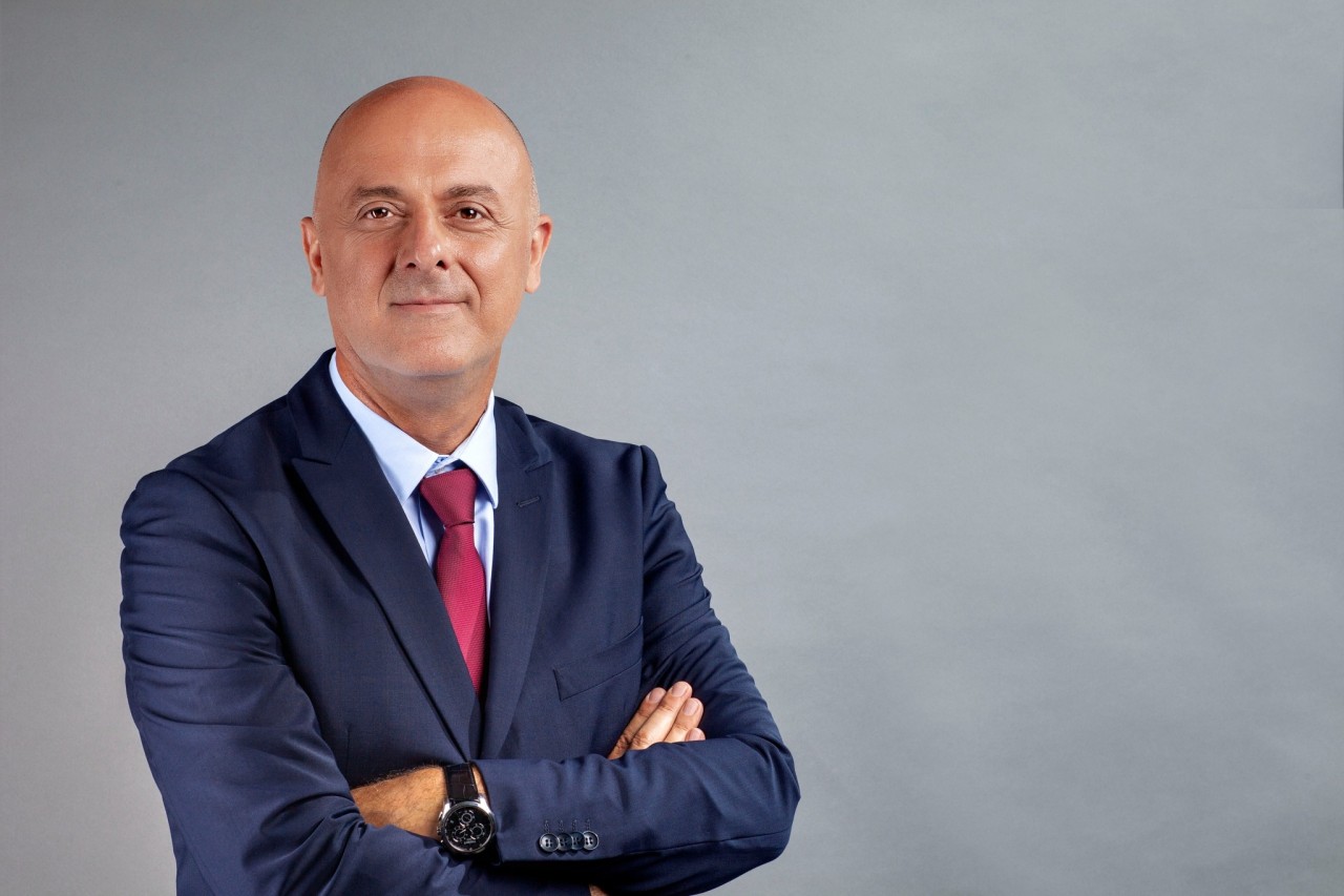 İzmir Milletvekili Ümit Özlale,  İYİ Parti'den İstifa Etti