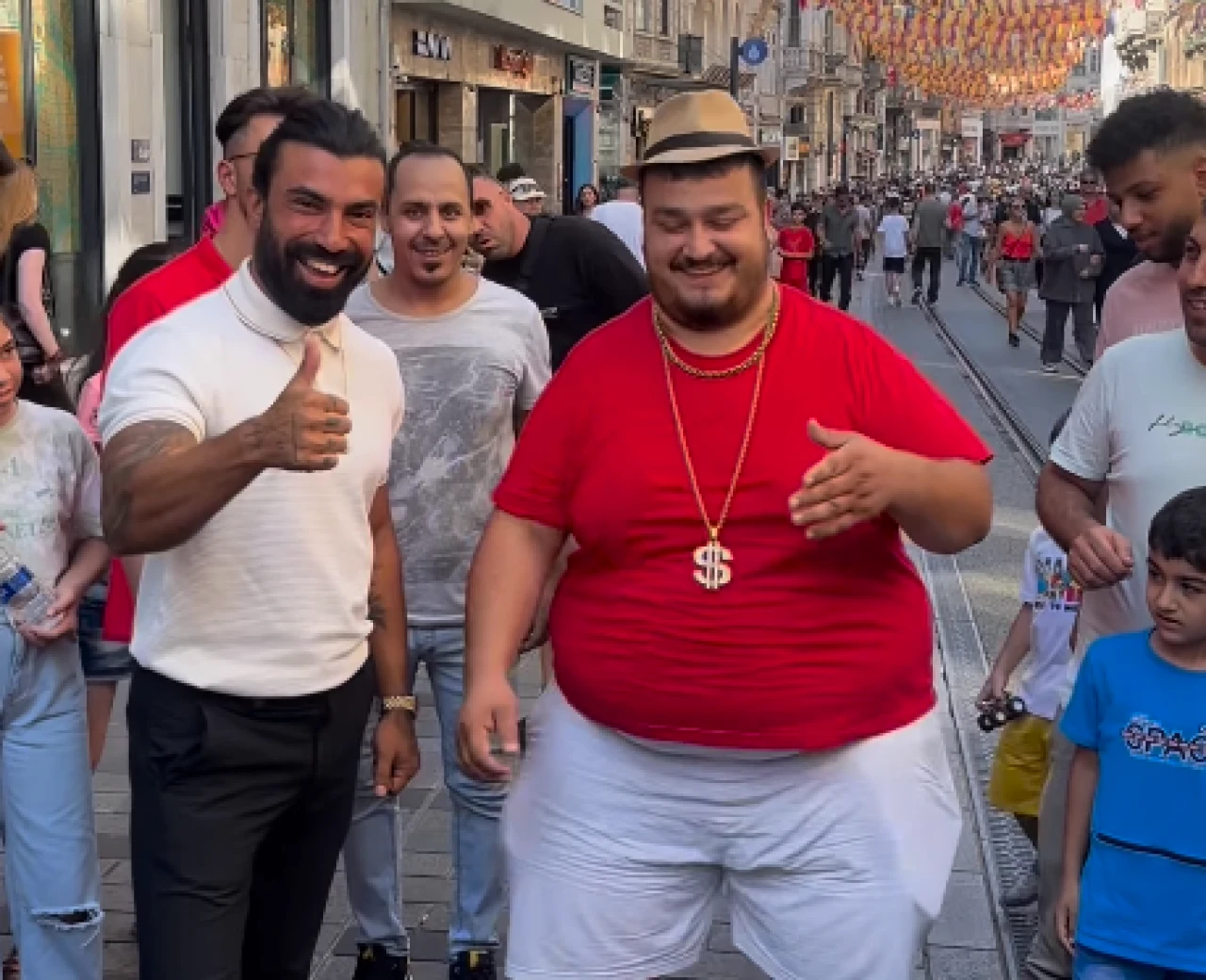Tiktok Fenomeni Yasin Cengiz Rekor Kırdı:Yasin Cengiz'in Serveti Ne Kadar ? Yasin Cengiz Ne Kadar Kazanıyor ?