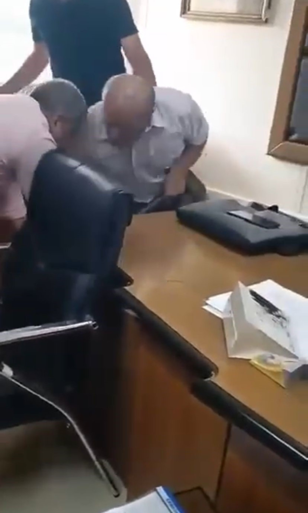 İzmir'de Sendika Temsilcisinden Şok Balyozlu Saldırı