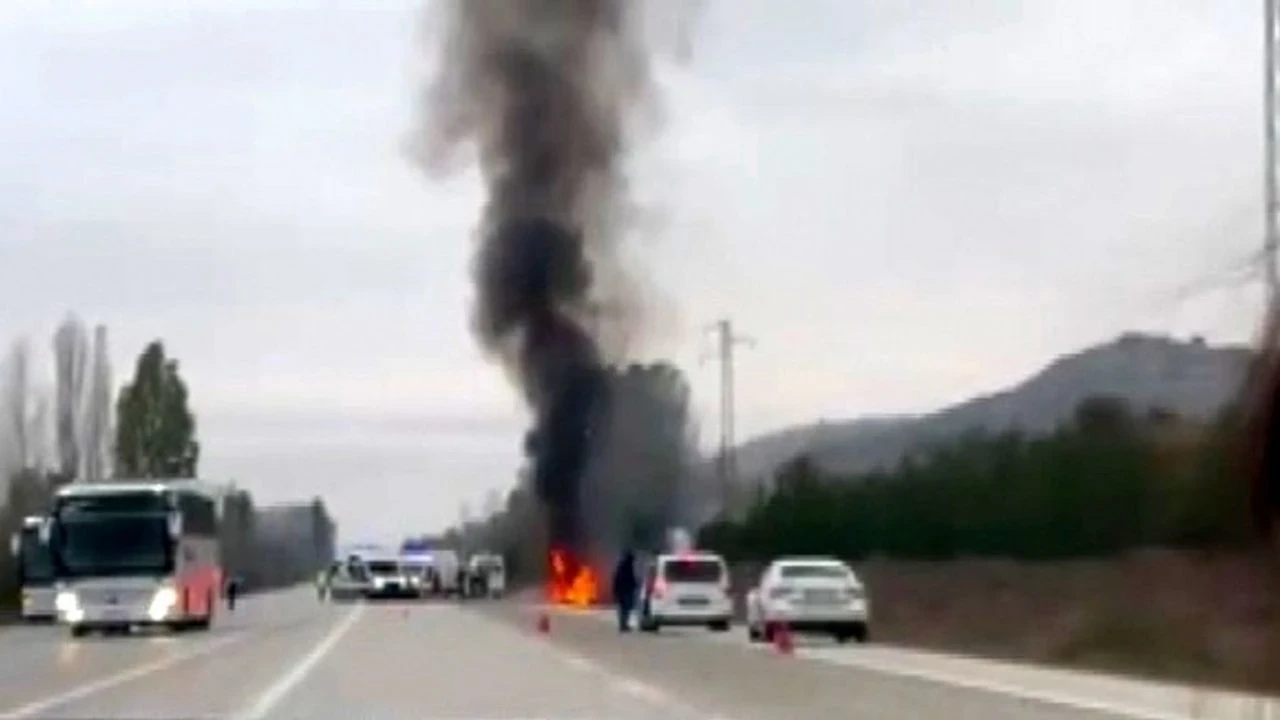 Erzincan'da Trafik Kazası: 5 Kişi Hayatını Kaybetti
