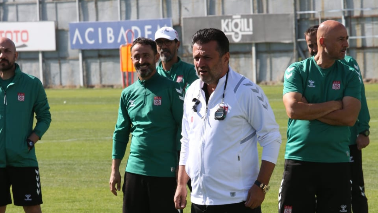 Bülent Uygun,  Milli Takımı Tebrik Etti