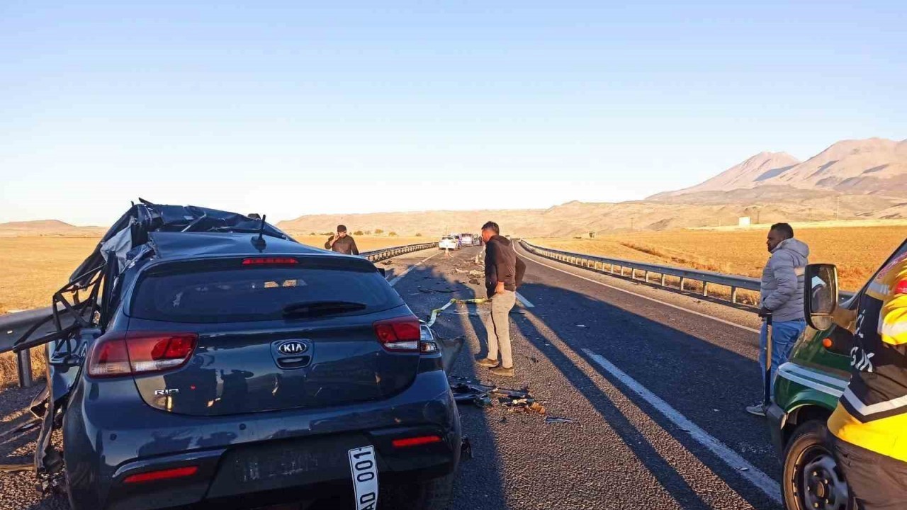 Niğde'de Trafik Kazası: 1 Ölü,  3 Yaralı
