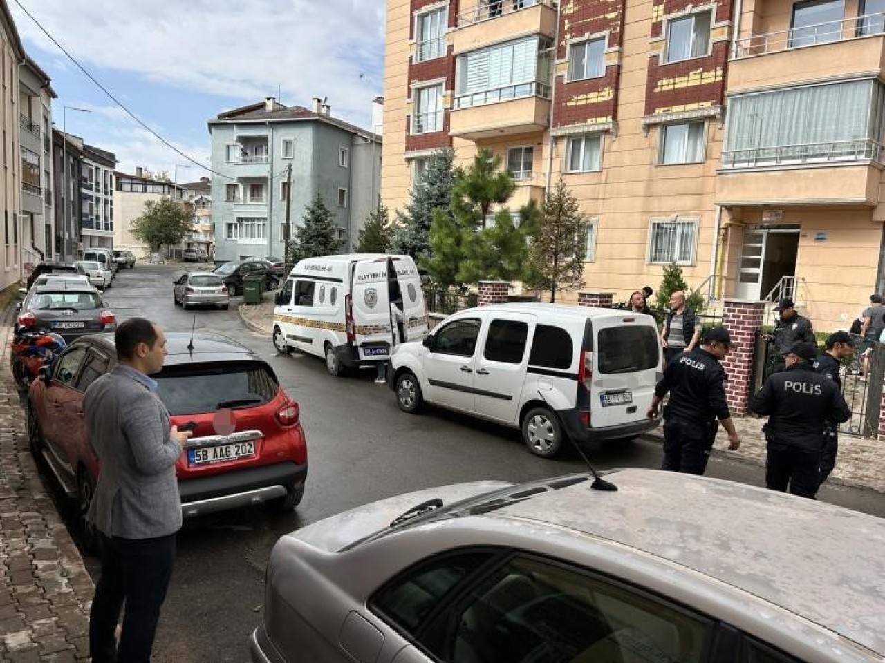 Sivas'ta Kedi Yüzünden Yaşanan Silahlı Saldırıda Hayatını Kaybetti