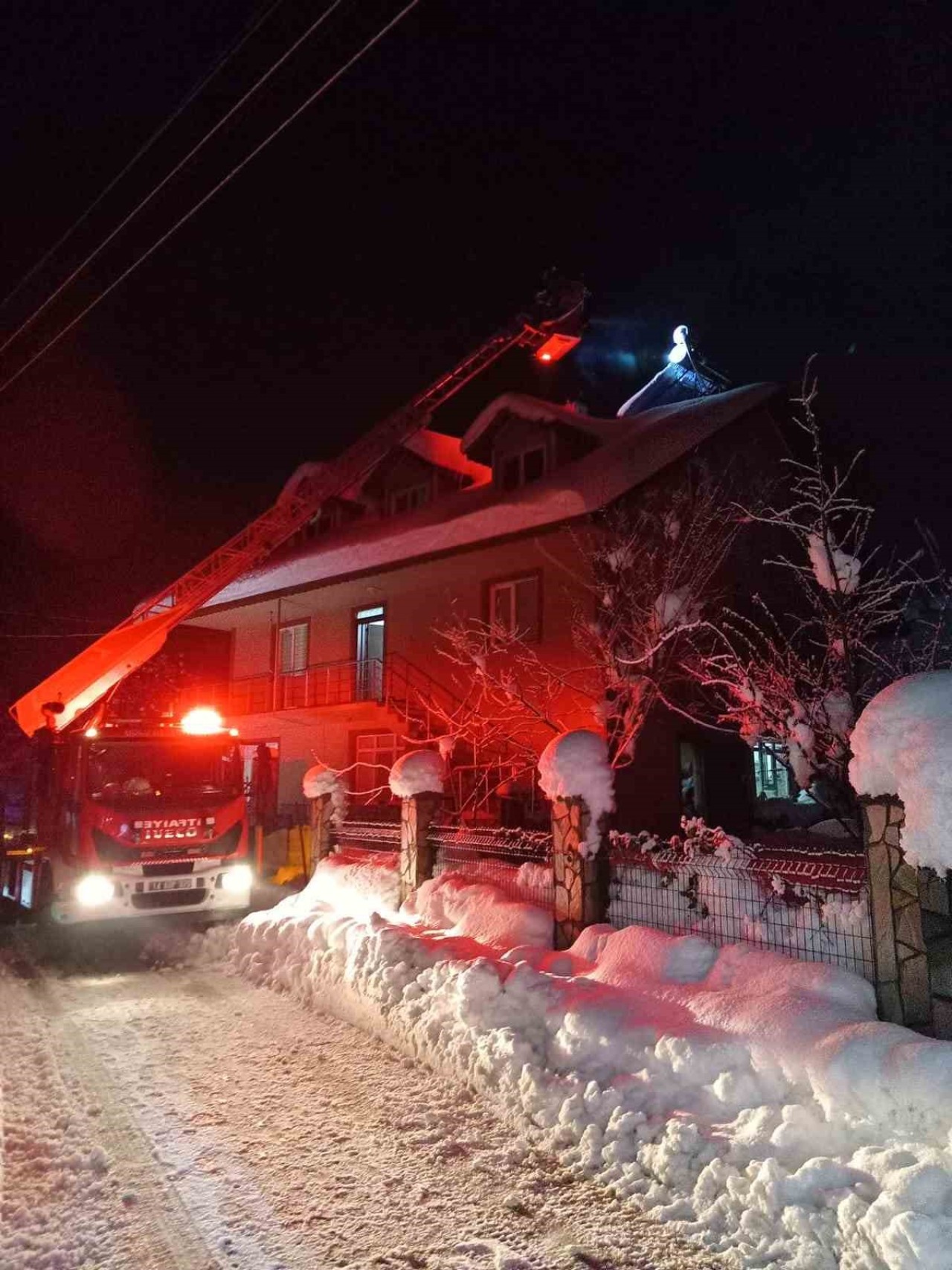 Bolu'da İki Katlı Evde Baca Yangını Korku Yarattı