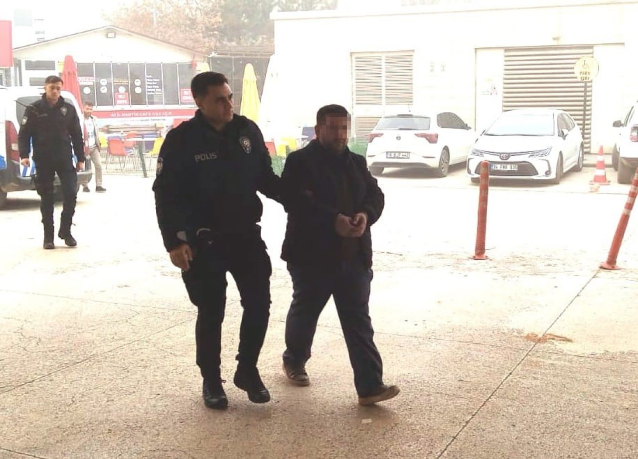 Bursa İnegöl'de Dehşet Veren Olay: Koca,  Eşini Çekiçle Vurdu