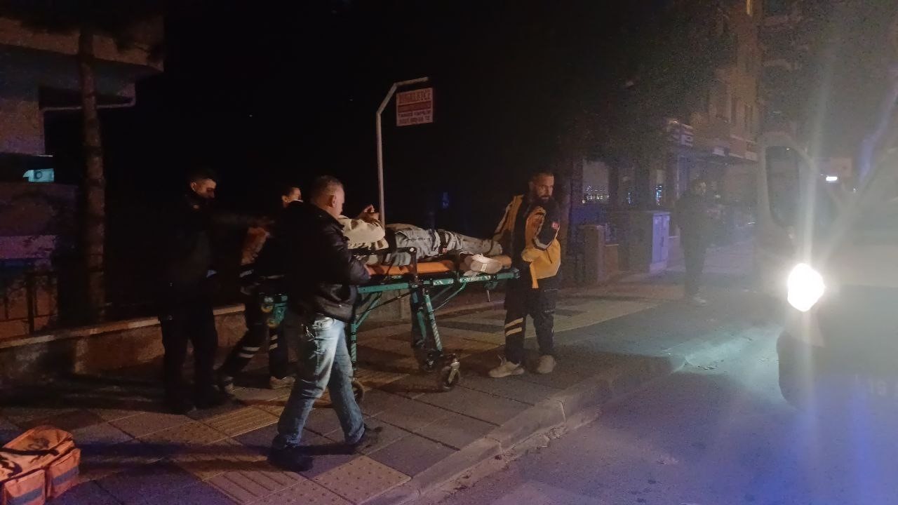 Çorum'da Kafe Kavgası Kan Dondurdu: 2 Yaralı