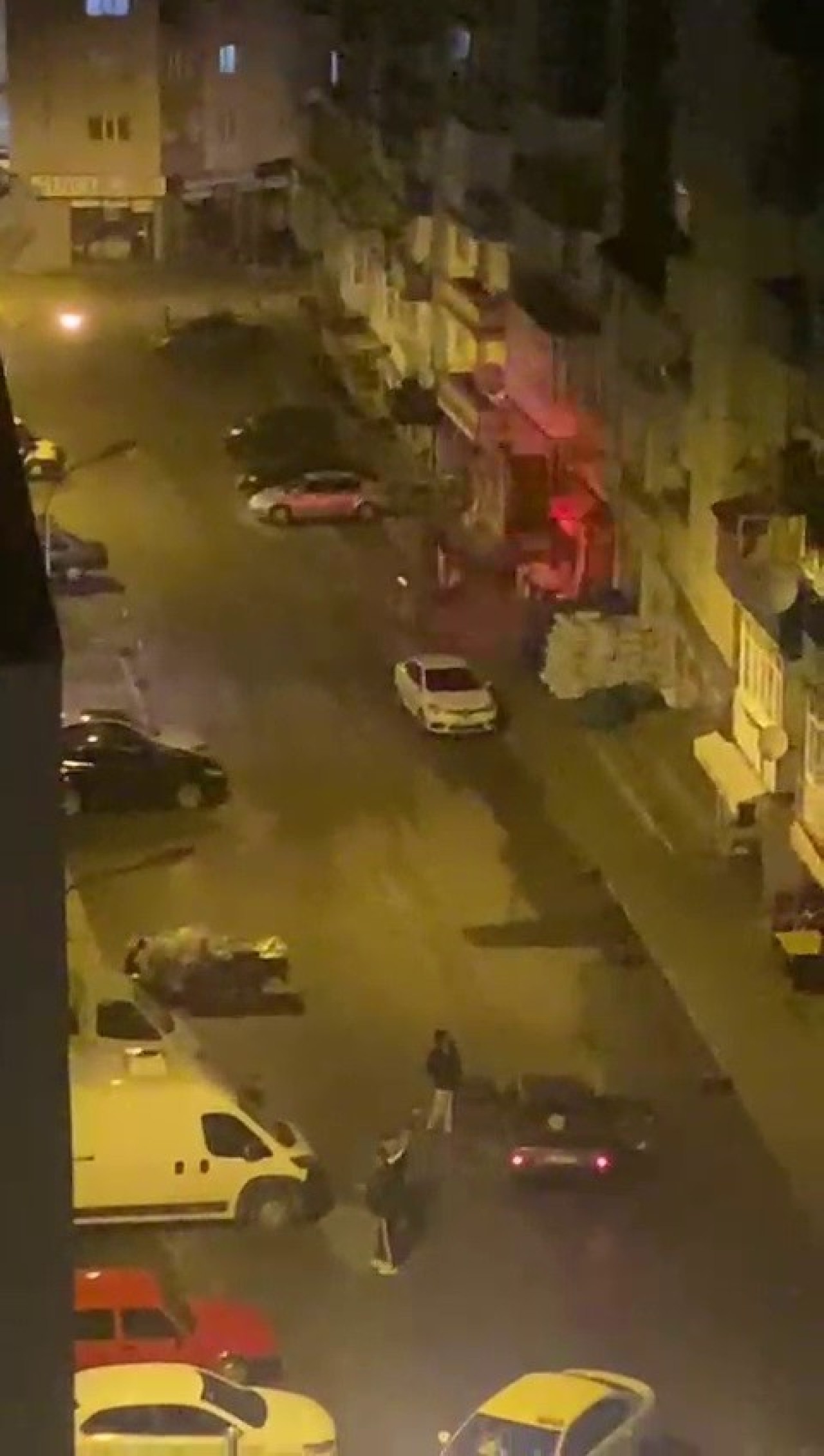 Erzurum’da Sokak Ortasında Pompalı Tüfekle Rastgele Ateş Açan 3 Kişi Gözaltına Alındı