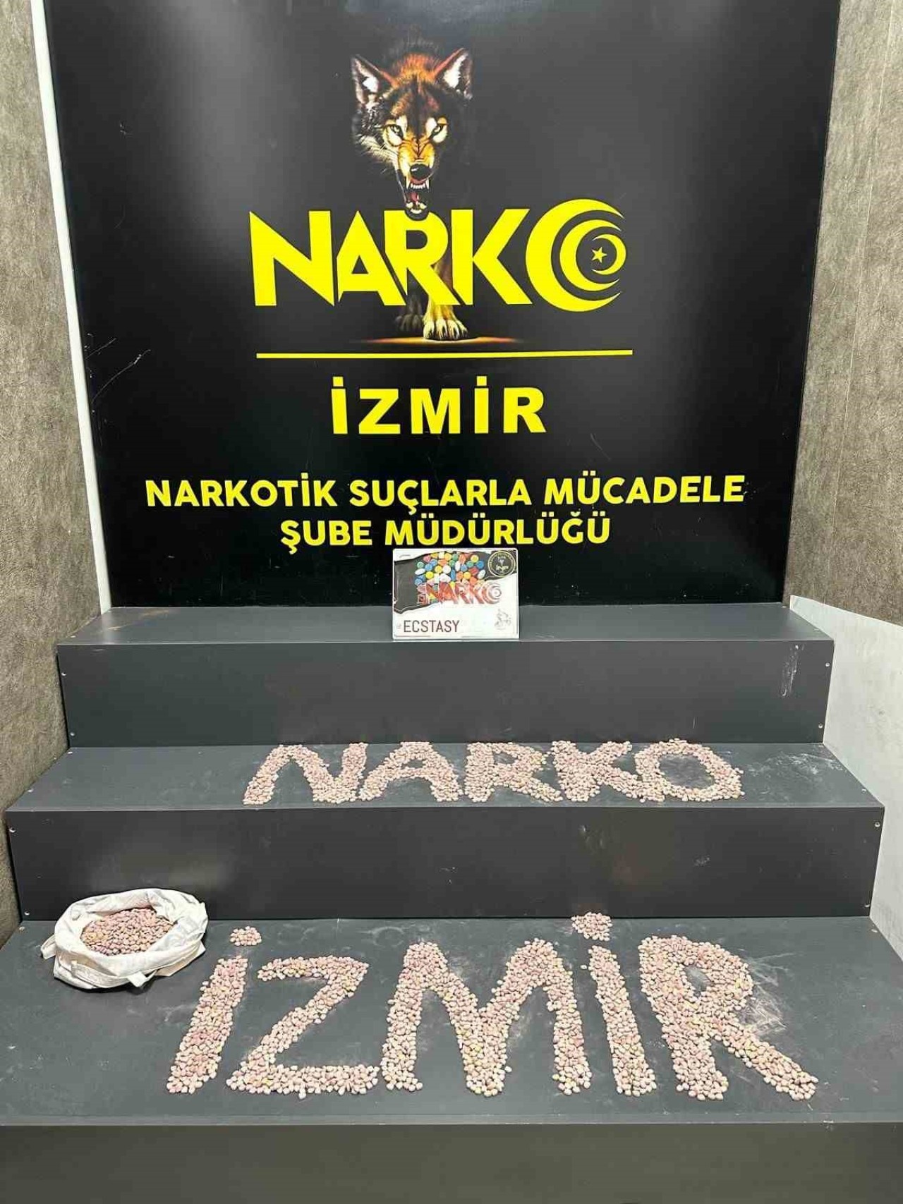 İzmir Otogarında 10 Bin Adet Hapla Yakalanan Şüpheli Tutuklandı
