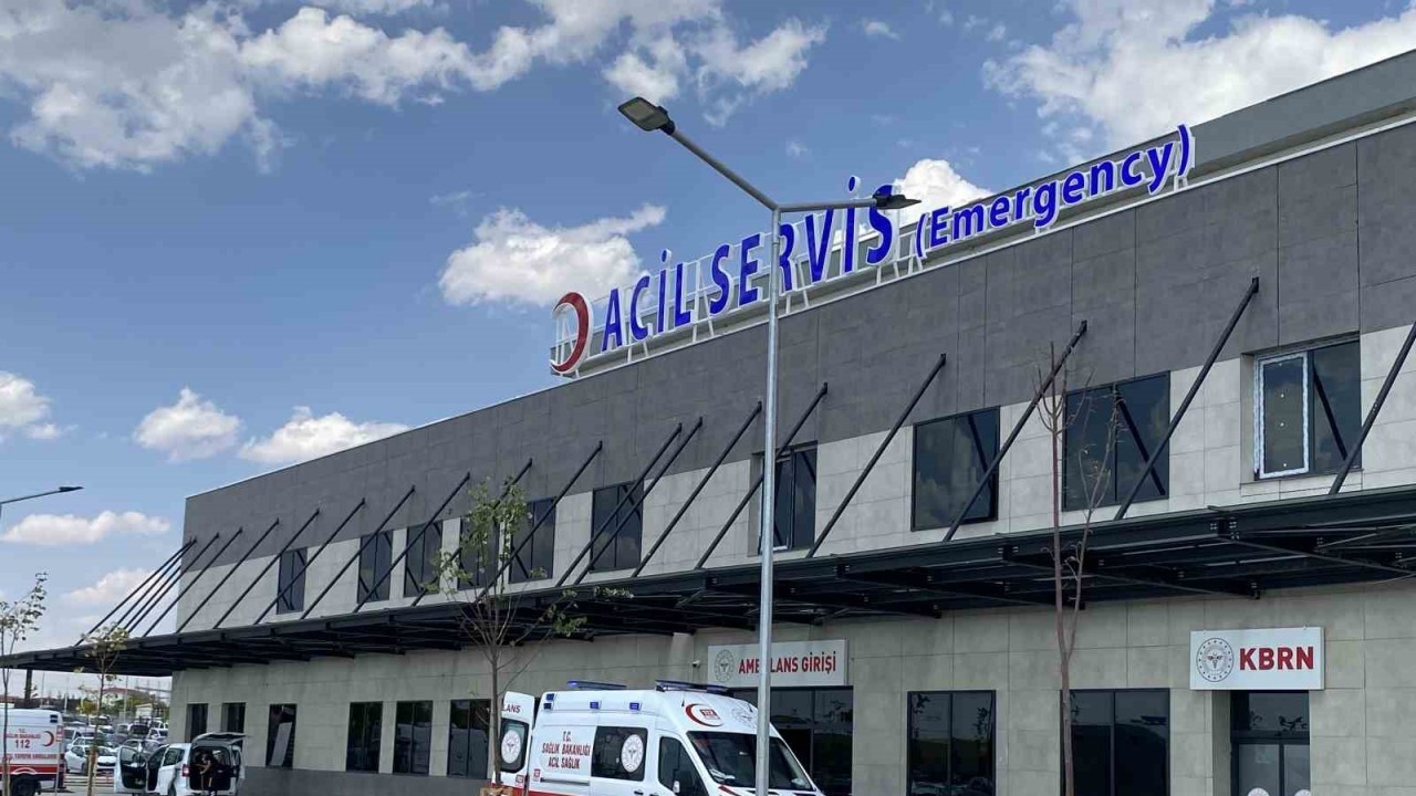 Konya'da Motosiklet ve Otomobil Çarpıştı: 1 Yaralı