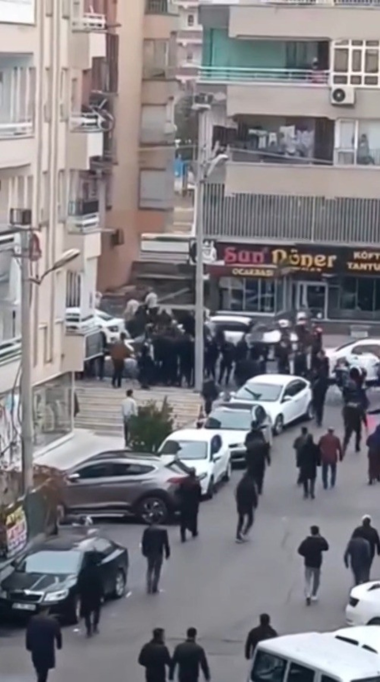 Hatay Erzin’de Trafik Kazası: Tır Sürücüsü Yaralandı