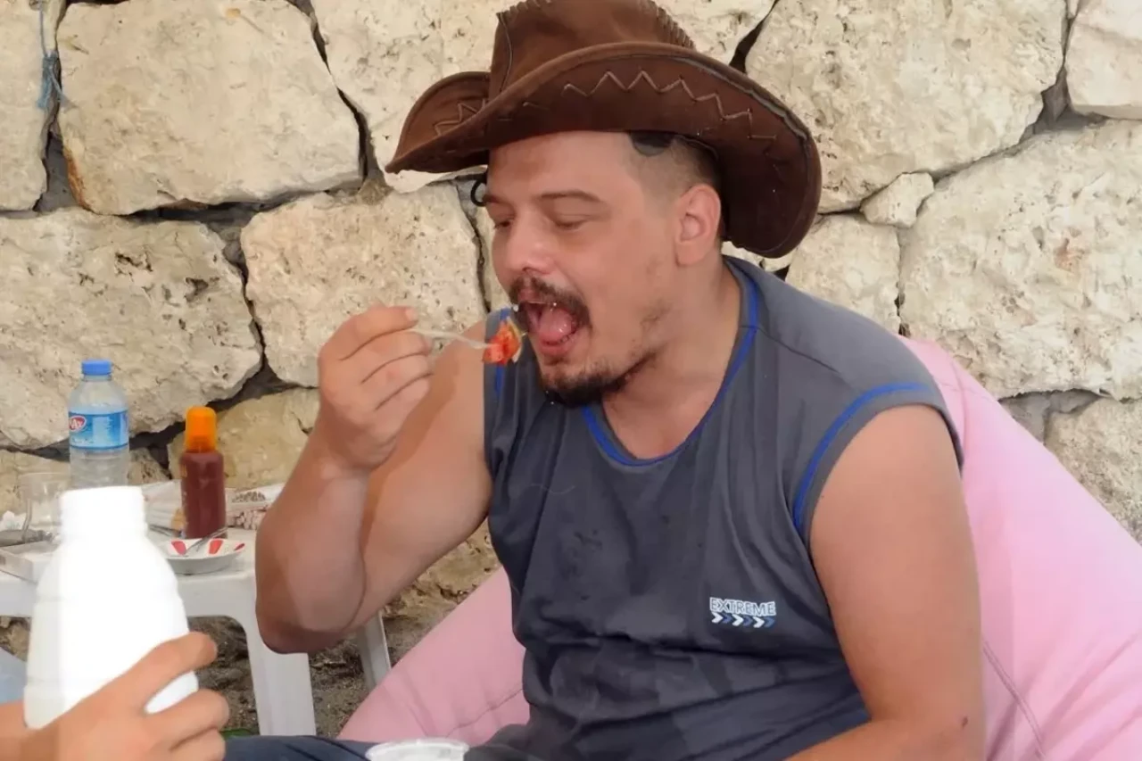 Arda Kural'ın Yeni Mesleği Belli Oldu
