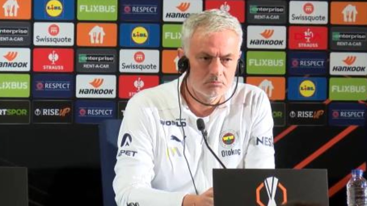 Mourinho Rangers Maçının Faturasını O İsme Kesti! Yedeğe Geçiyor... 5