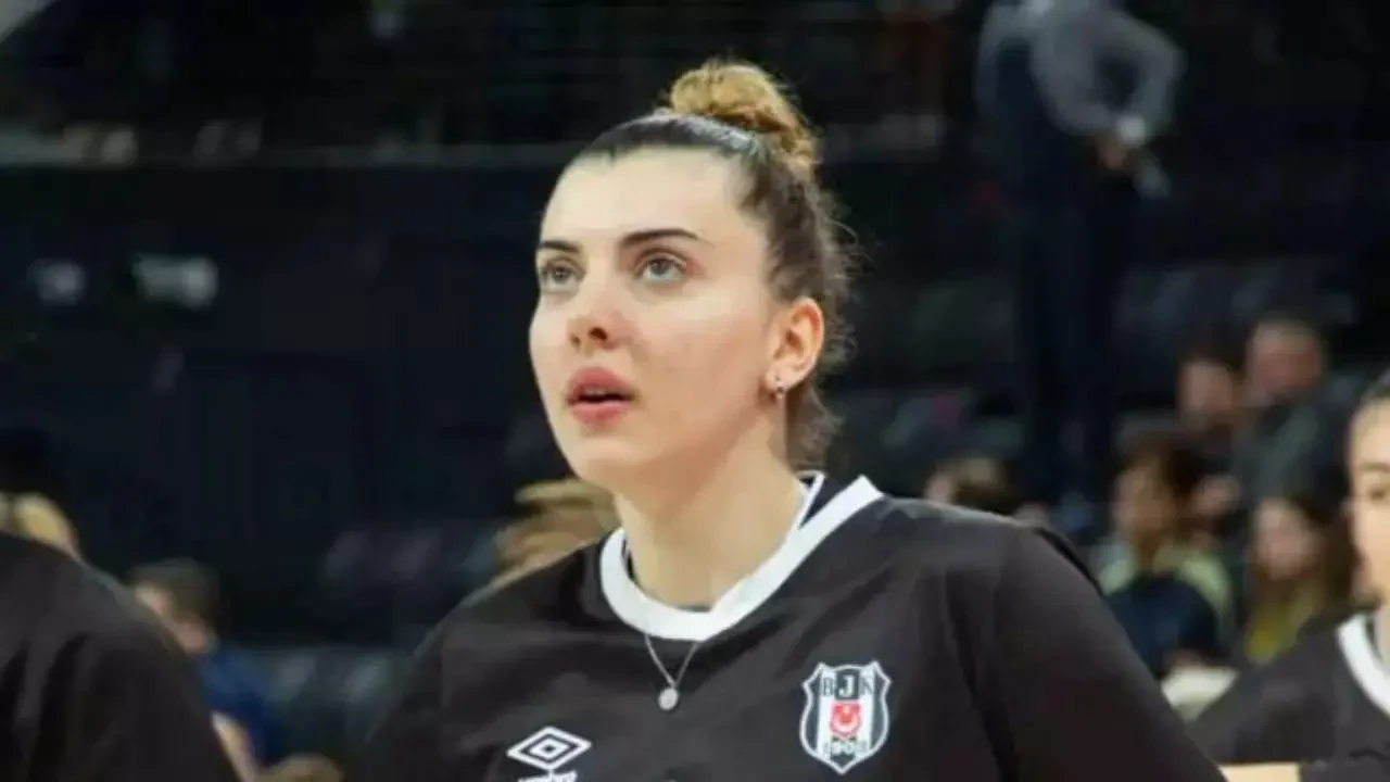 Galatasaray Beşiktaşlı isme imzayı attırdı: Herkes şokta! 6