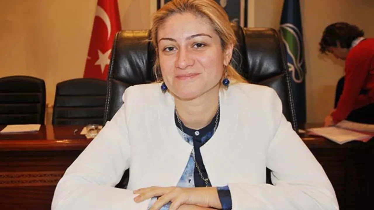 Manolya Demirören Kimdir? Kaç Yaşında? Nereli? Eşi Kim?
