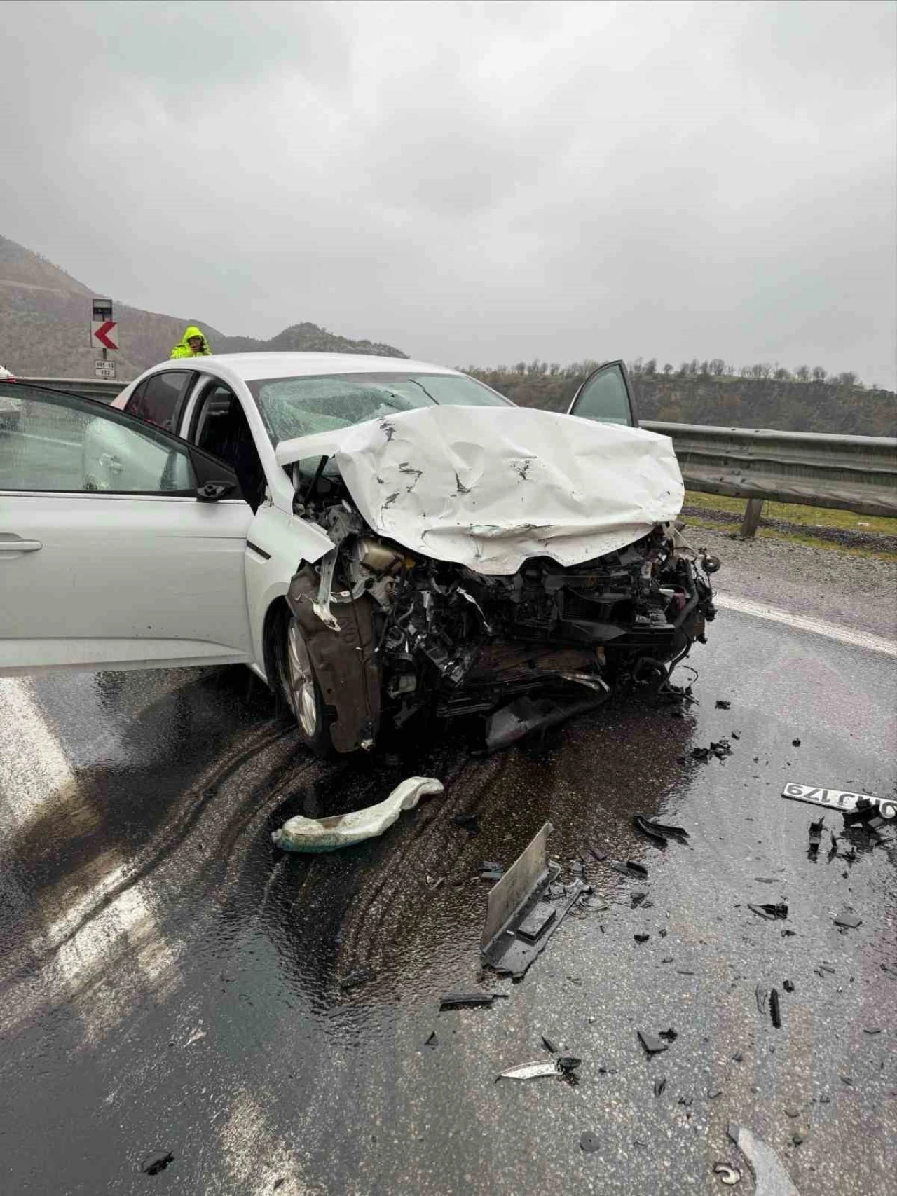 Bitlis-Baykan Karayolu'nda Trafik Kazası: 1 Ölü, 1 Yaralı