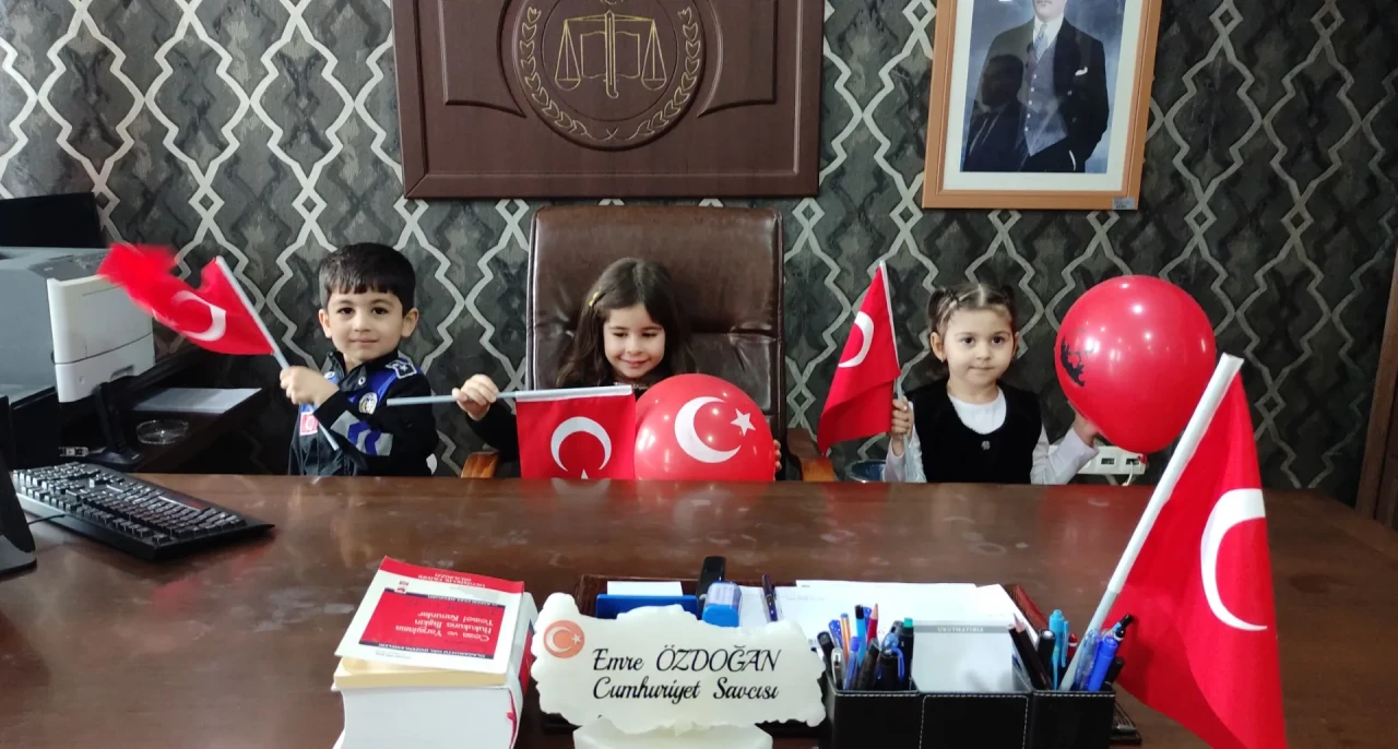 Kangal Adliyesi, 23 Nisan Coşkusunu Minik Ziyaretçilerle Yaşadı