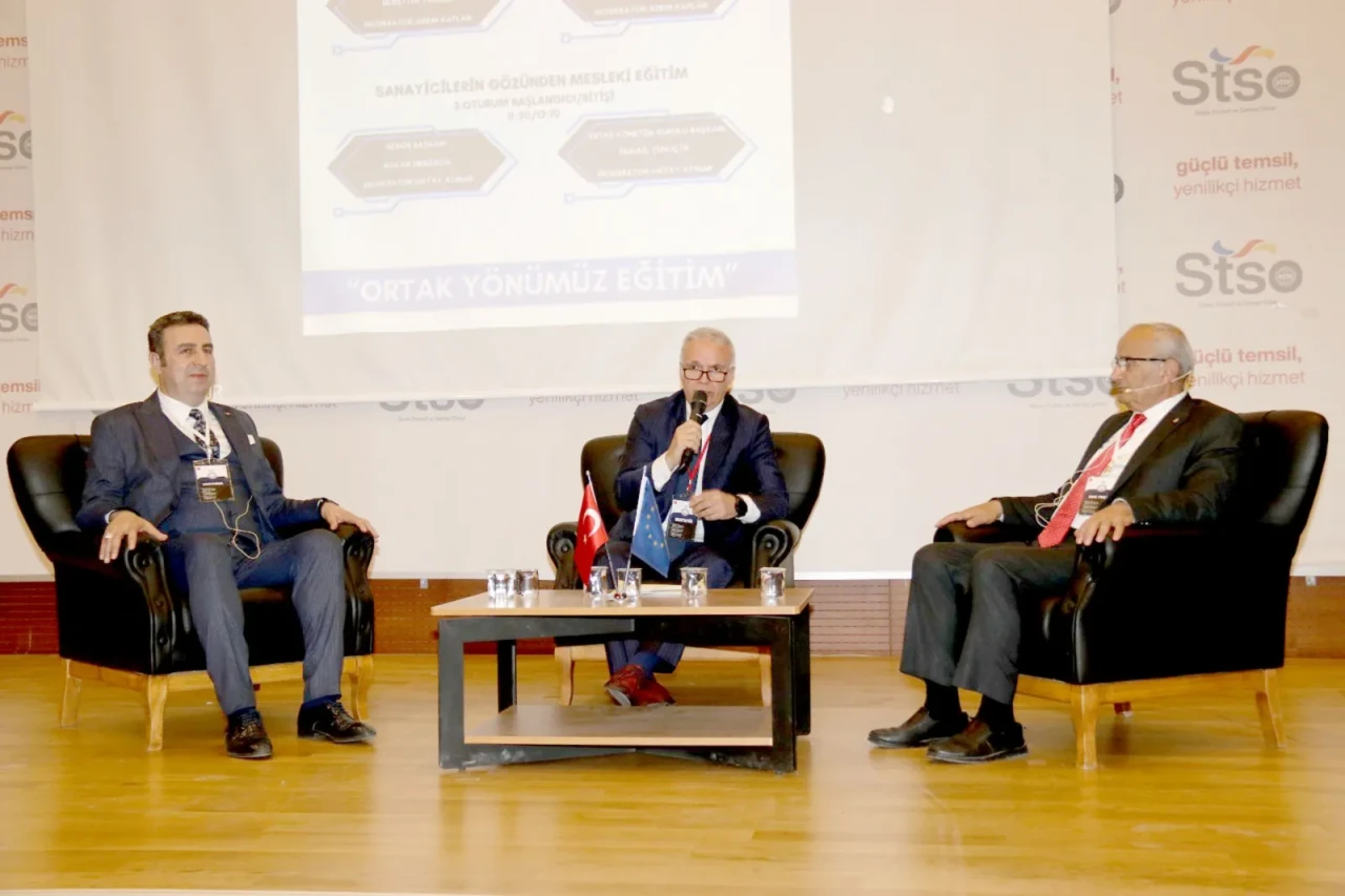 Sivas’ta Mesleki Eğitim Forumu Düzenlendi