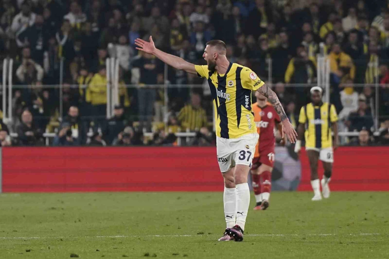 Fenerbahçe Derbilerde Yokları Oynuyor! 4'de 0!