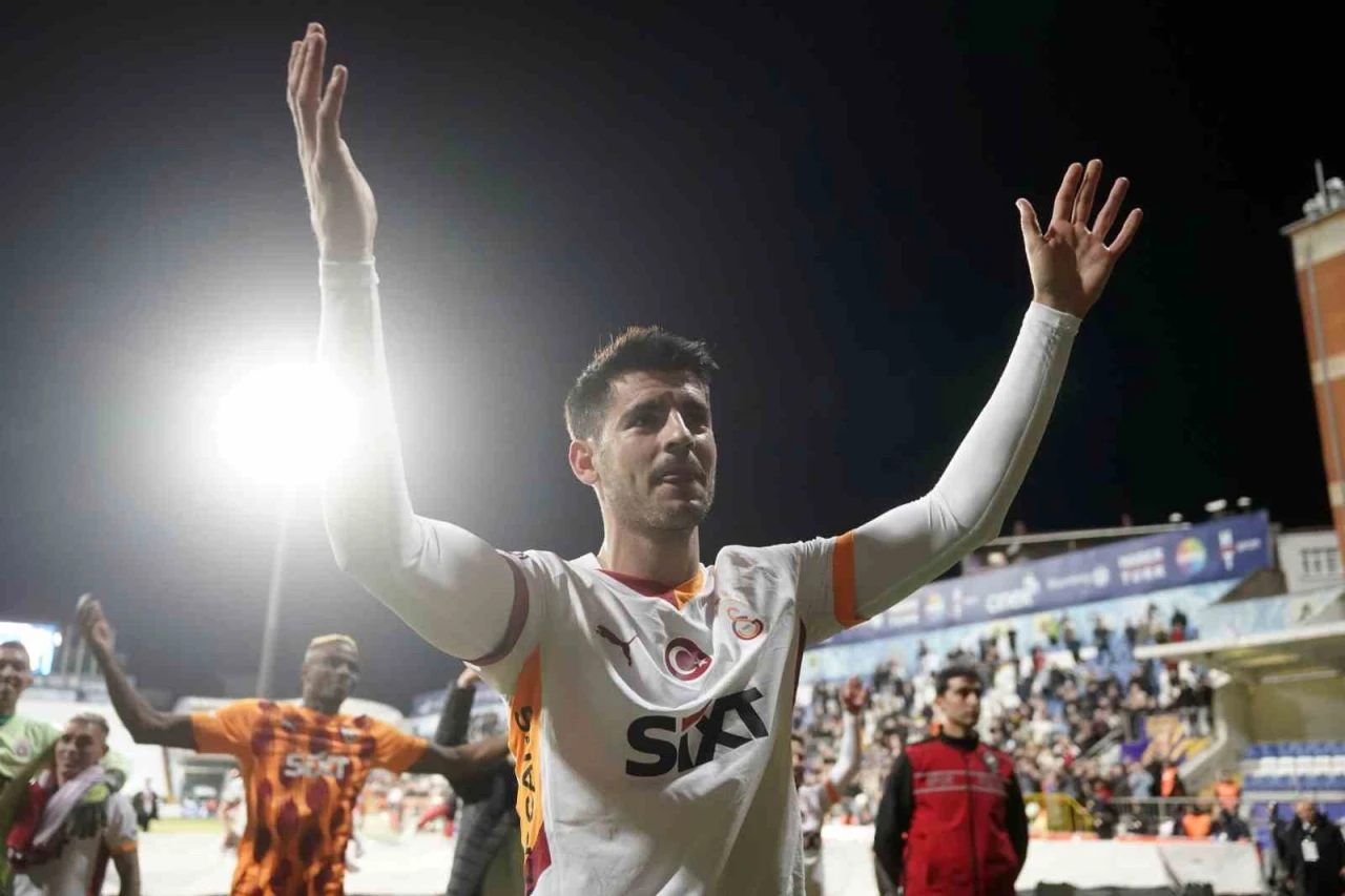 Morata’dan Üçlü Şov