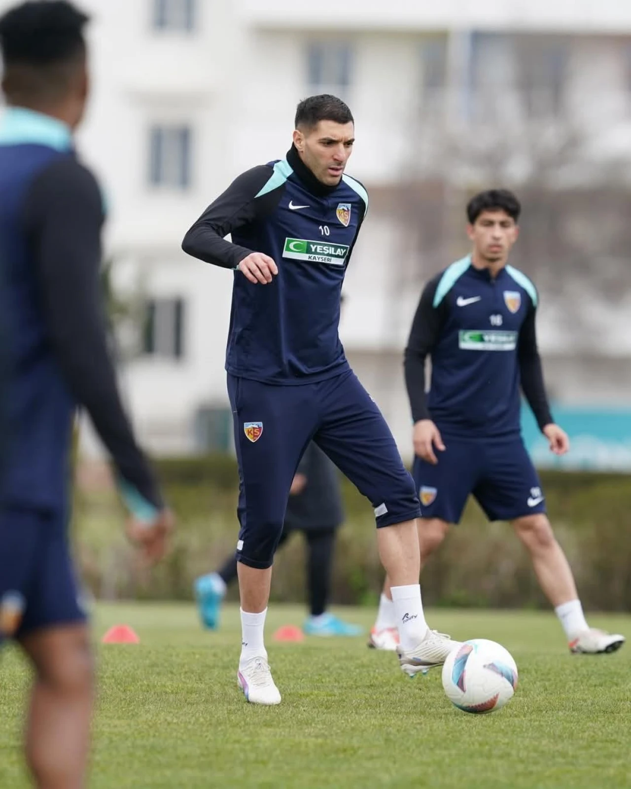 Kayserispor, Fenerbahçe Maçı Hazırlıklarına Başladı
