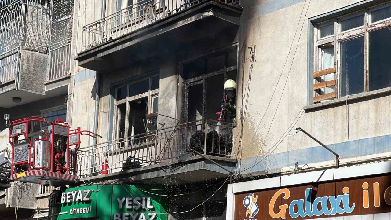 Konya'da Apartman Dairesinde Yangın: 2 Çocuk Hayatını Kaybetti