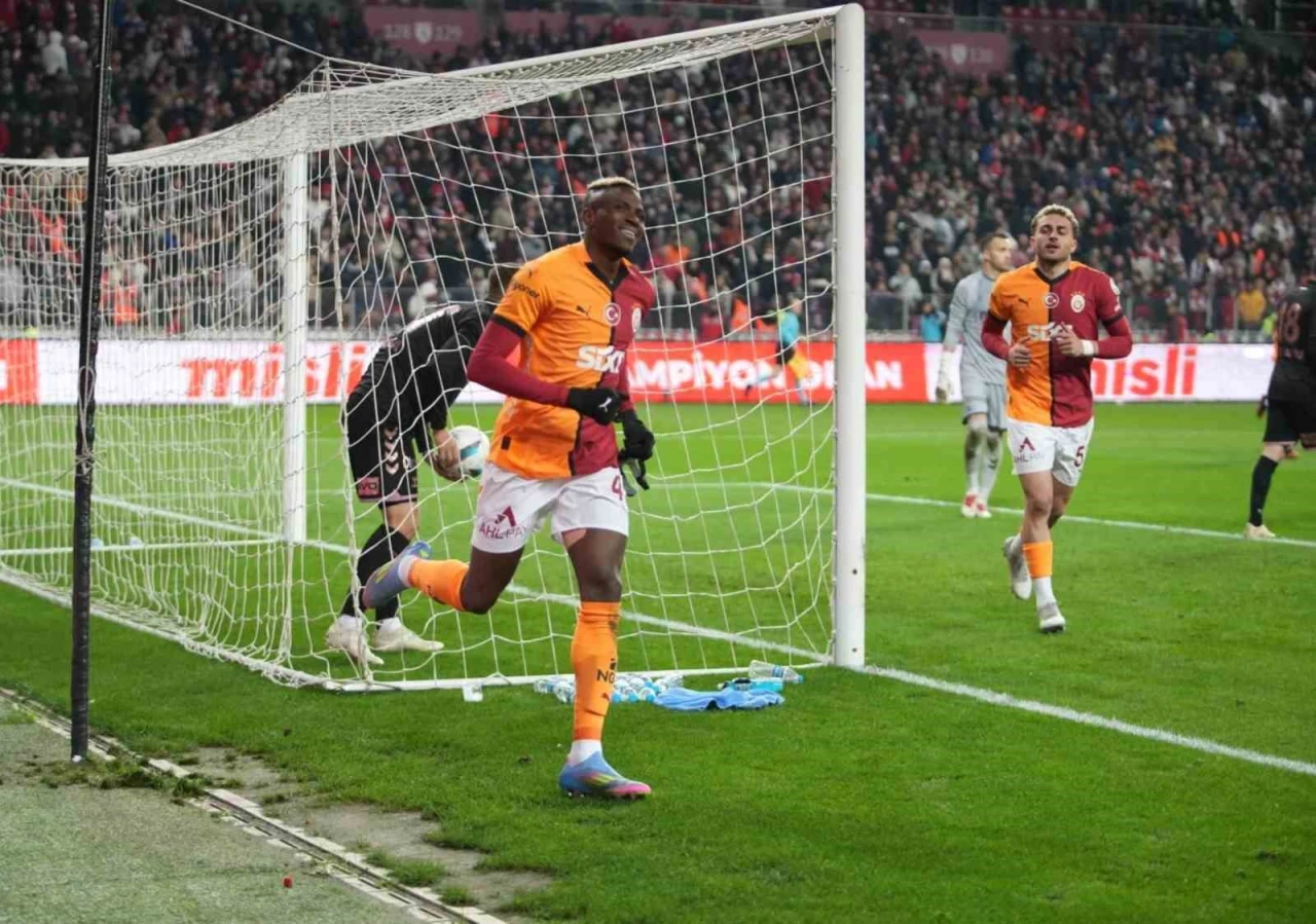 Victor Osimhen Süper Lig’deki Gol Sayısını 21’e Yükseltti