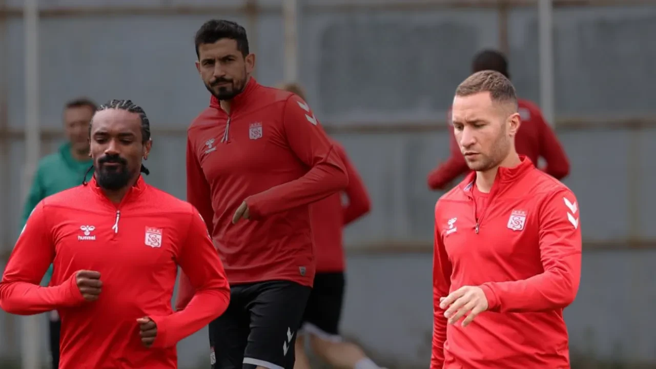 Sivasspor'da Samsunspor Maçı Öncesi Yüzler Gülmüyor