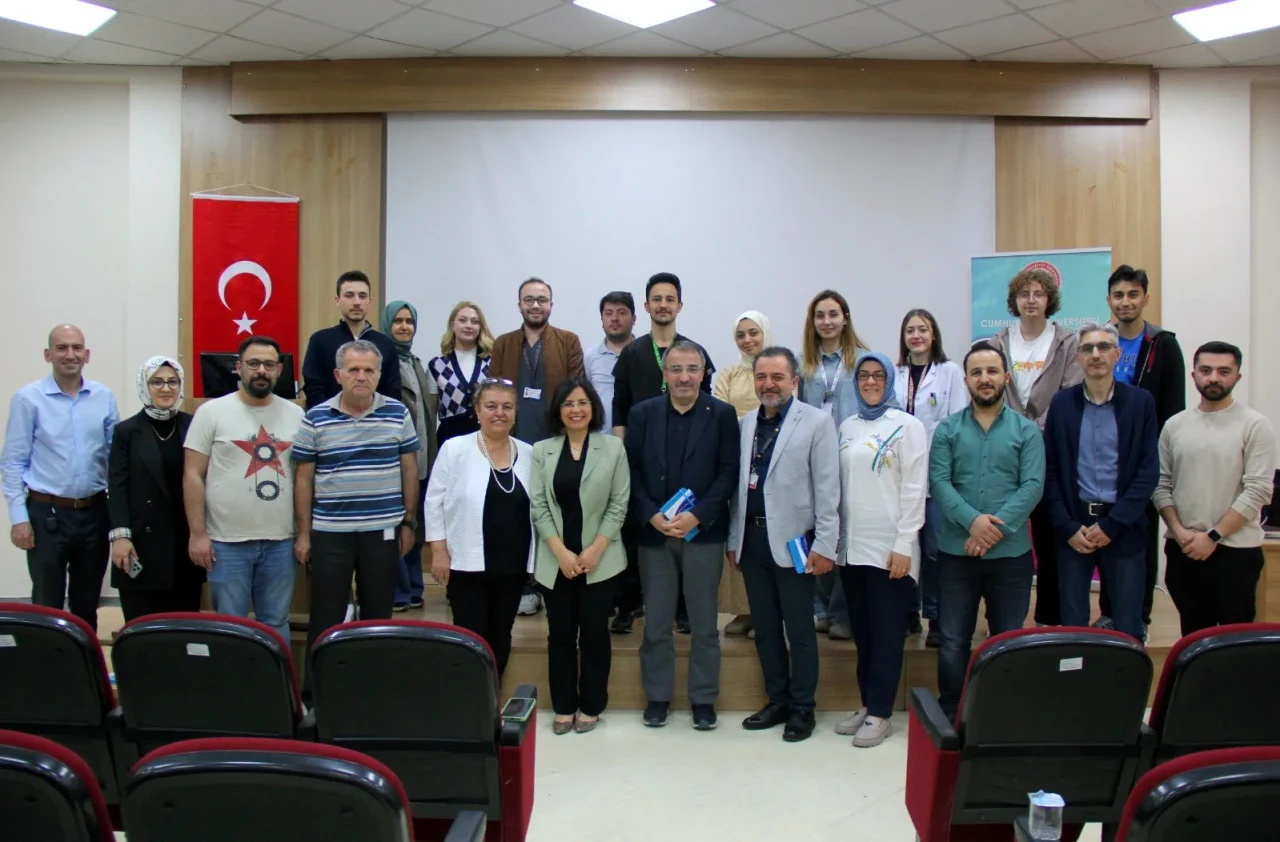 SCÜ’de “Klinik Öncesi Çalışmalarda Moleküler ve Hibrit Görüntüleme” Paneli Düzenlendi