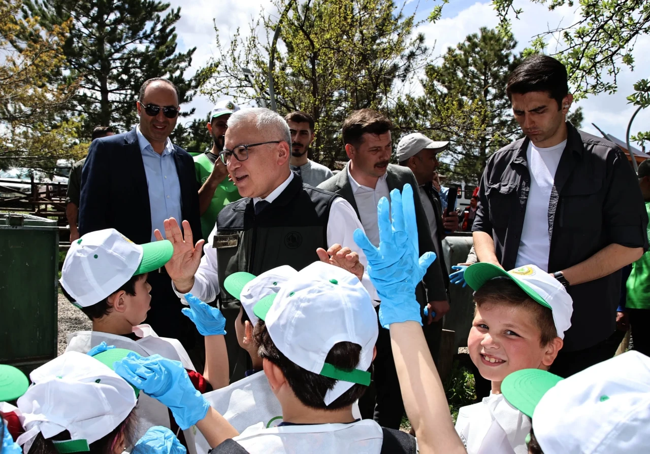Sivas'ta “Orman Benim” Etkinliğiyle Yangınlara Karşı Farkındalık Mesajı