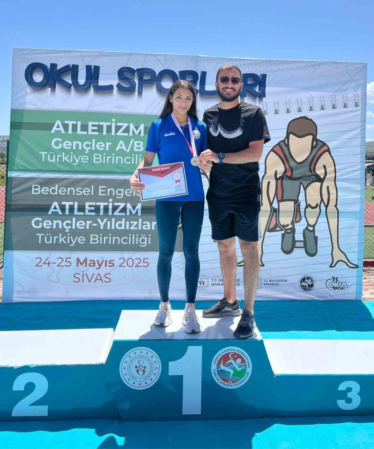 Sude Naz Bayar, Atletizm Türkiye Şampiyonası’nda Altın Madalya Kazandı