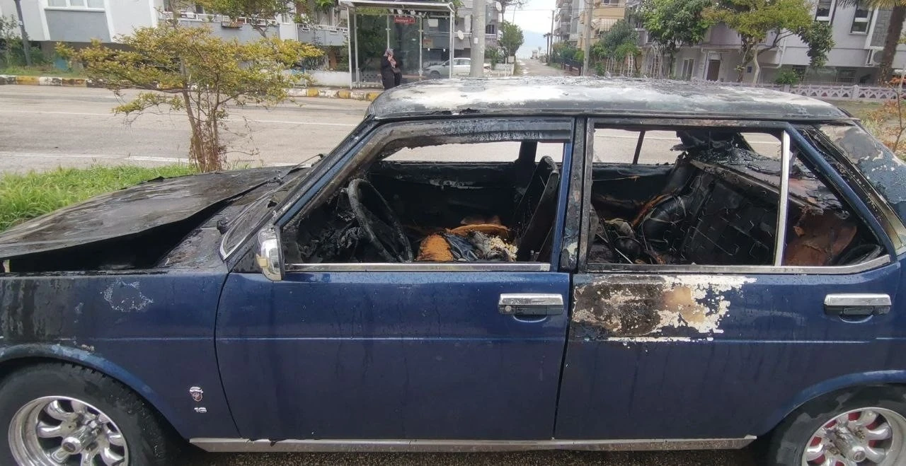 Araç Yandı, Sürücü Son Anda Kurtuldu