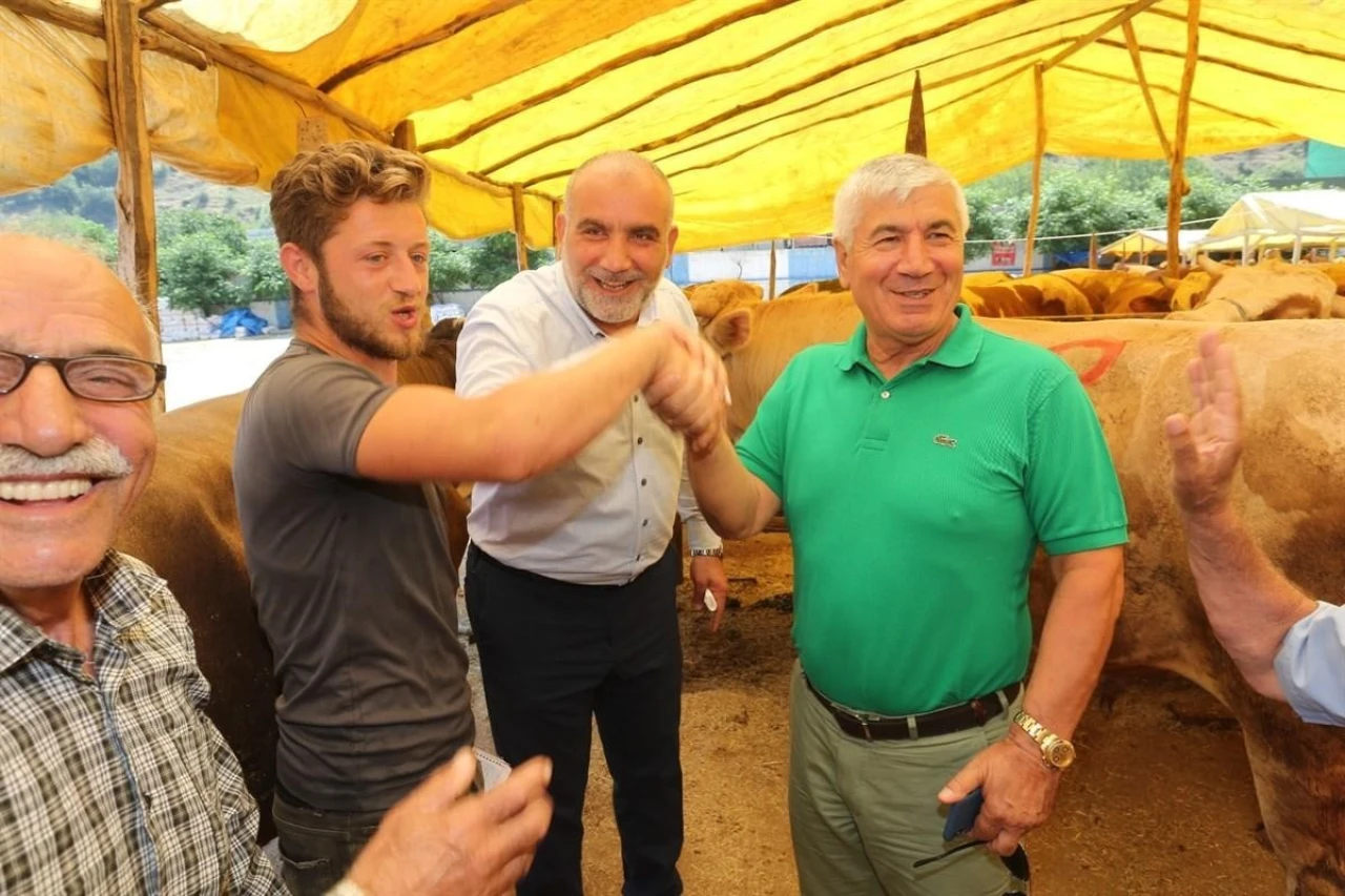 Kurbanlıklar Yerini Aldı