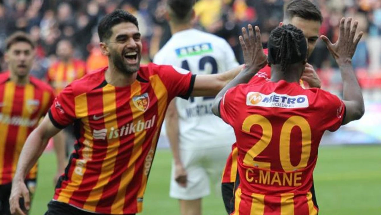 Kayserispor İç Sahada Sezonu Bitirdi
