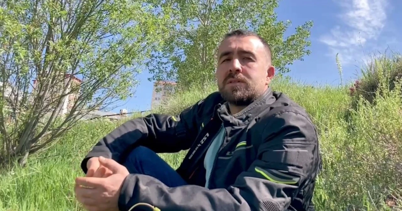 Merakla Dolaşan Tilki Plastik Tehlikesiyle Karşılaştı