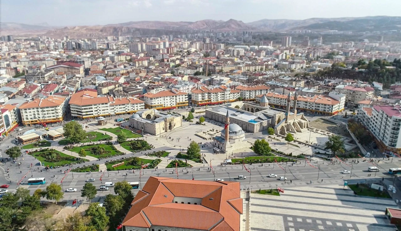 Sivas’ta Motorlu Taşıt Sayısı Nisan’da Arttı
