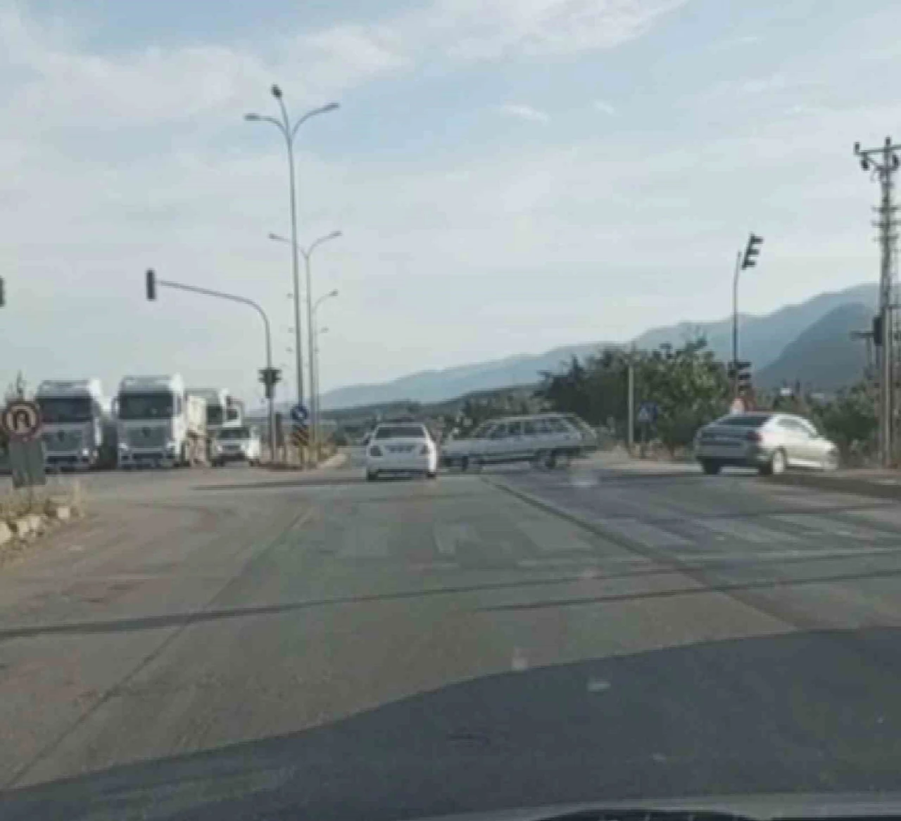 Sosyal Medya İçin Çekim Yaparken Yaralamalı Kaza Kamerada