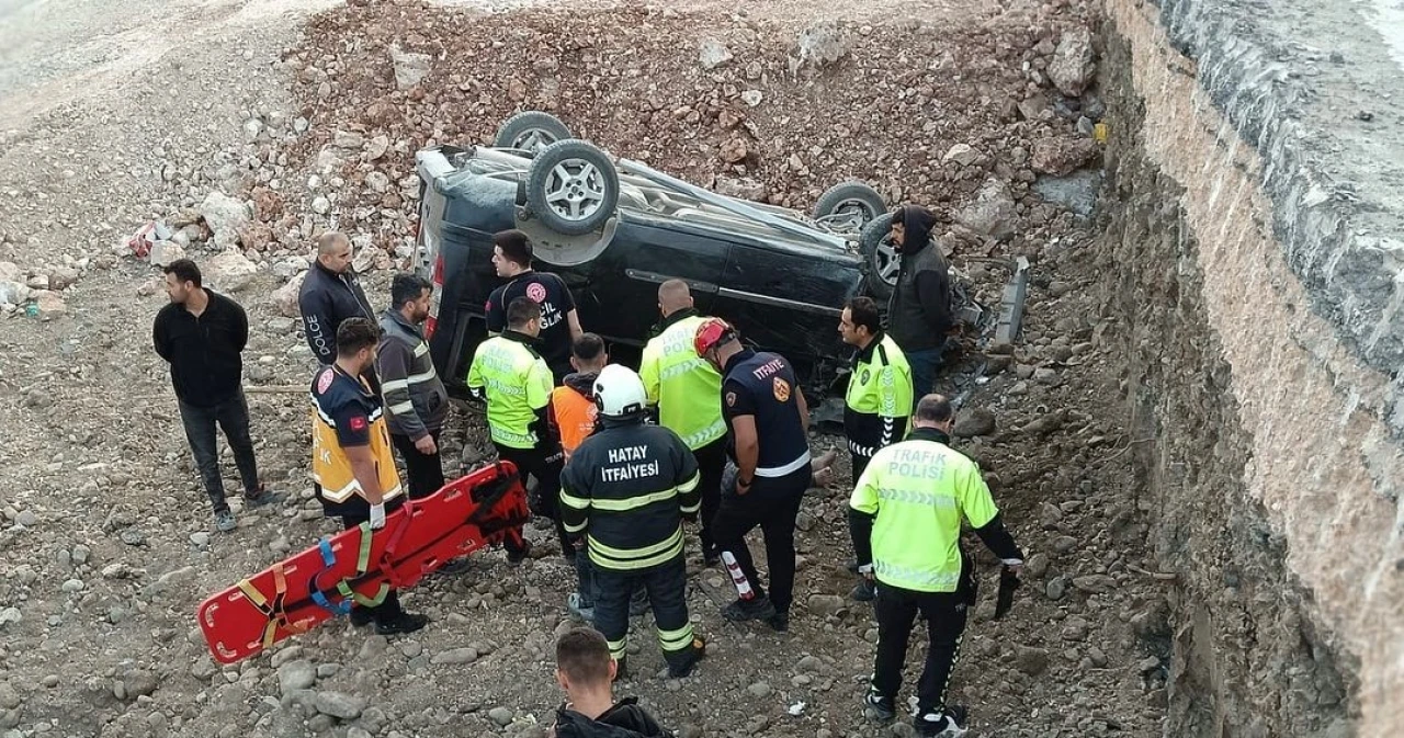 Kontrolden Çıkan Araç Çukura Düştü ve Takla Attı
