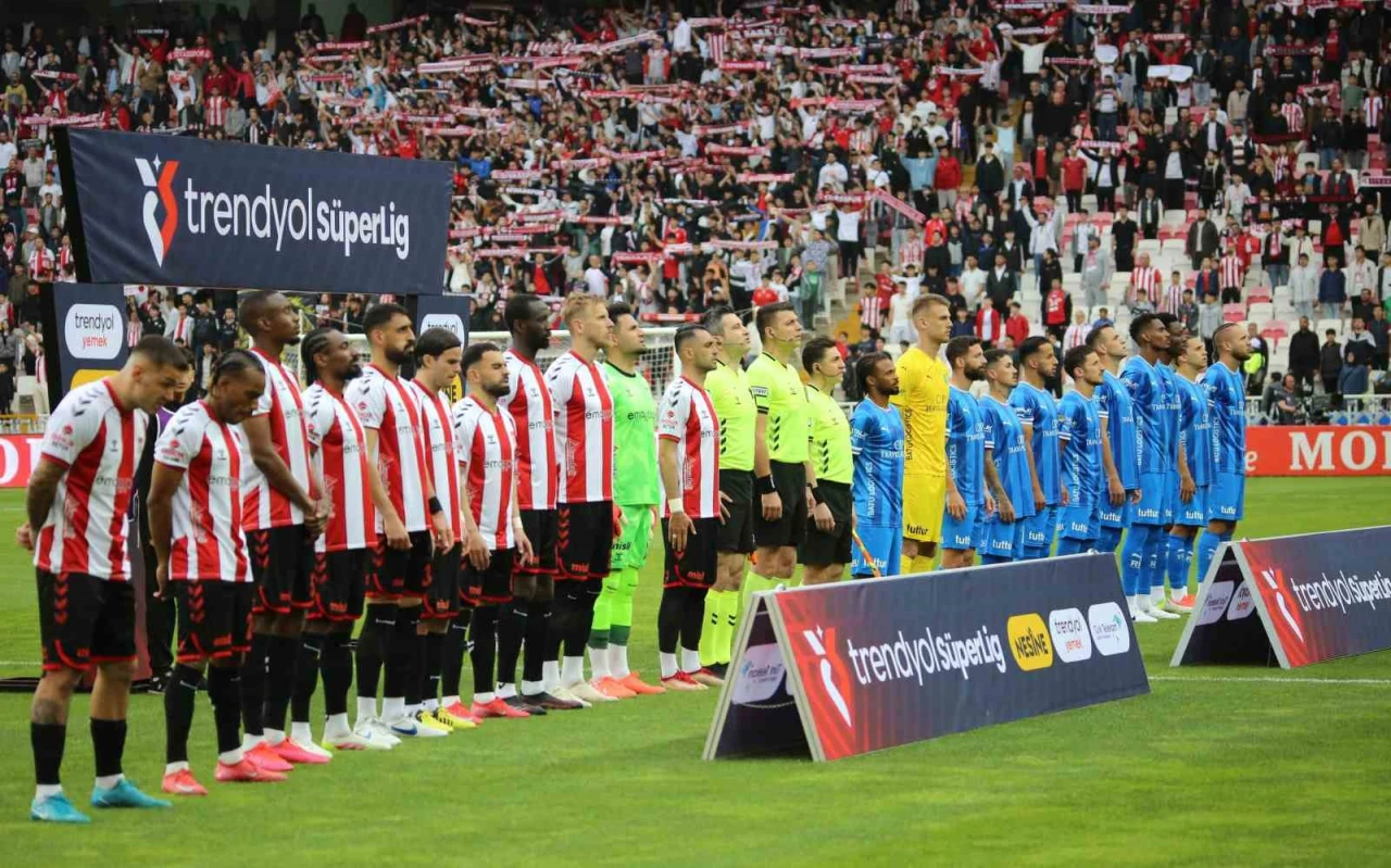 Sivasspor ile Bodrum FK İlk Yarıda Eşitliği Bozamadı