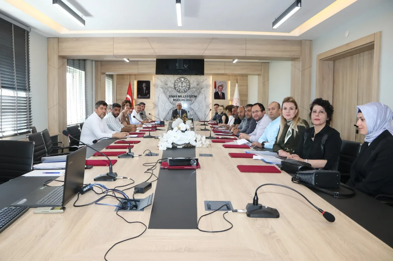 Sivas’ta 2025-2026 Eğitim Yılı İçin Beceri Eğitimi Planlaması Yapıldı
