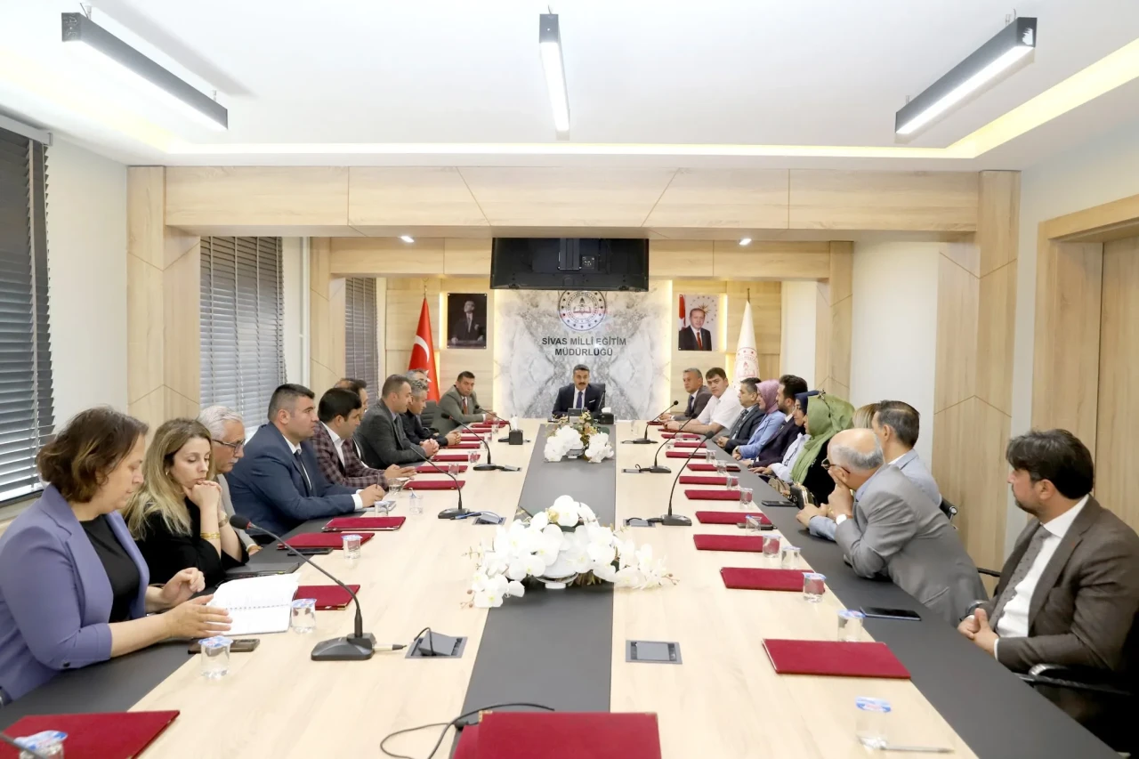 Sivas İl Millî Eğitim Komisyonu 2025-2026 Dönemine Odaklandı