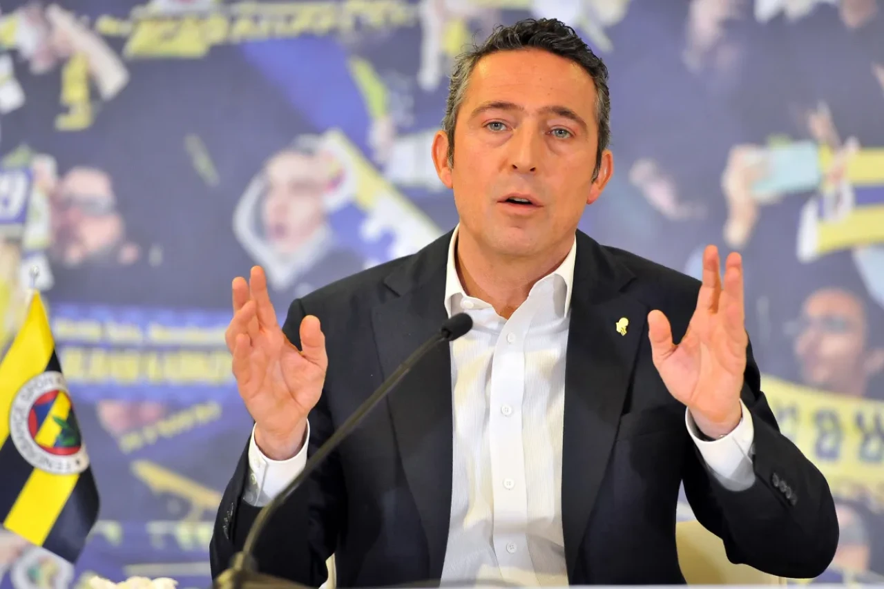 Fenerbahçe’de Sürpriz Ayrılık: Ali Koç Teşekkür Etti!